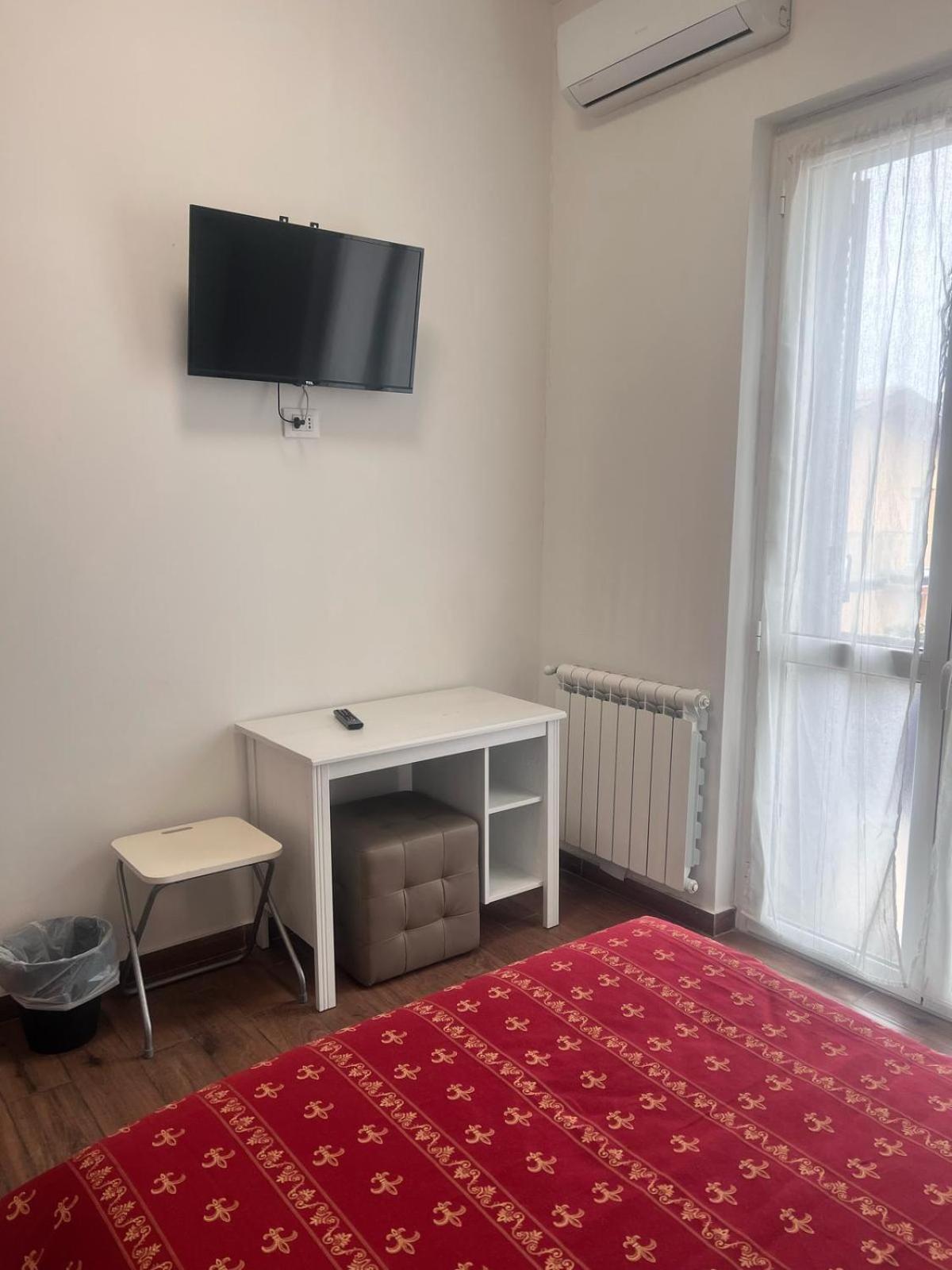 Alo Alo Albergo Casteggio Εξωτερικό φωτογραφία